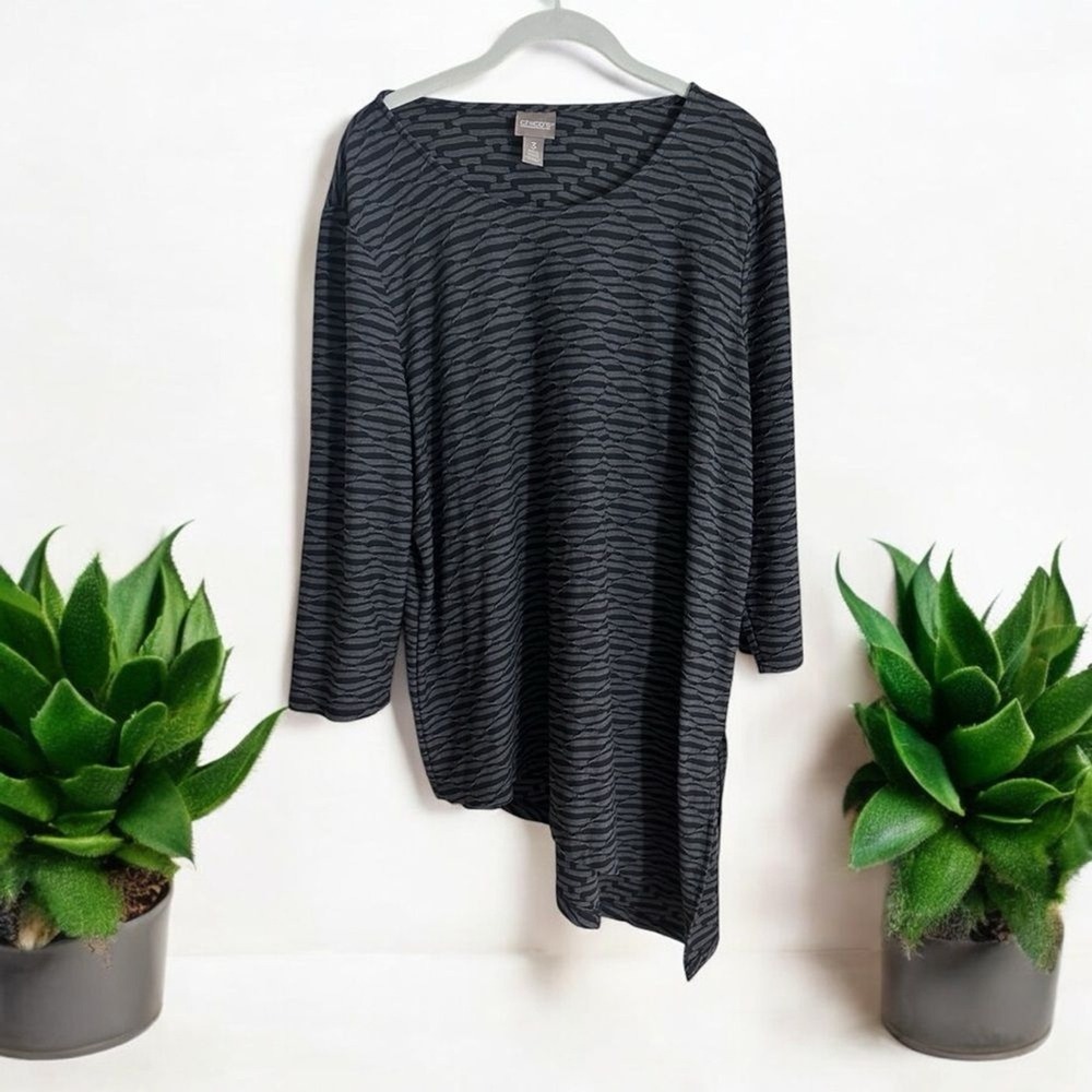Chico's Tunic Top Womens XL Black Gray Asymmetrical Textured Striped Long Sleeve